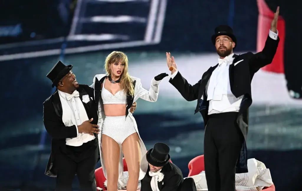 Travis Kelce On stage with Taylor Swift in London